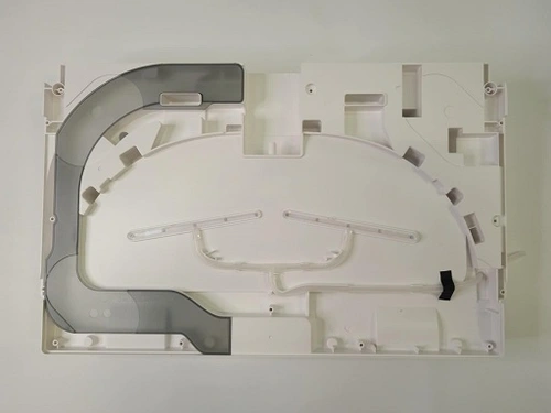 Spodní základna dokovací stanice s tryskami VR4130
